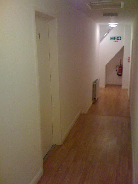 Nite Inn Bed & Breakfast Leeds  Buitenkant foto
